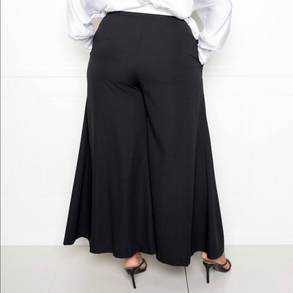 Sassy n Classy - Picture 3 of 4